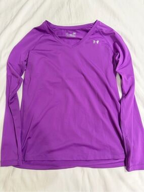 Under Armour Women’s Long Sleeve V-Neck Performance Top - Purple
